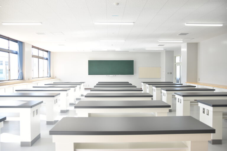 【施工事例】八女工業高等学校電気科・土木科棟改築他電気設備工事